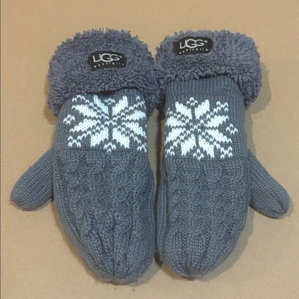 UGG Charcoal Knit Mittens with Snowflake Pattern